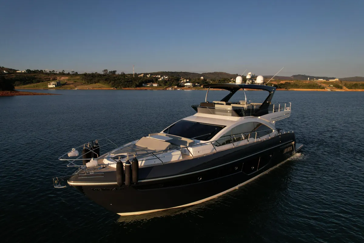 D_NQ_NP_2X_977742-MLB81303071824_122024-F-schaefer-yachts-660