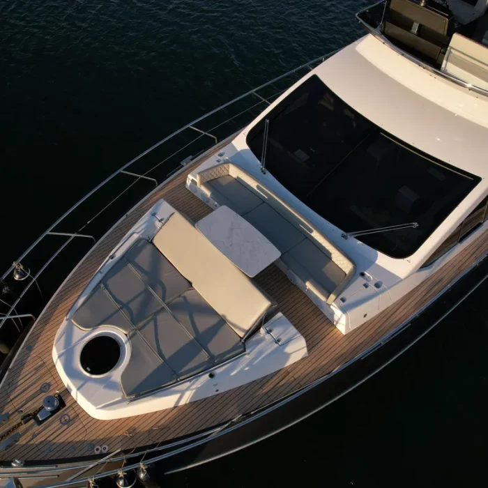 D_NQ_NP_2X_769782-MLB81303071826_122024-F-schaefer-yachts-660