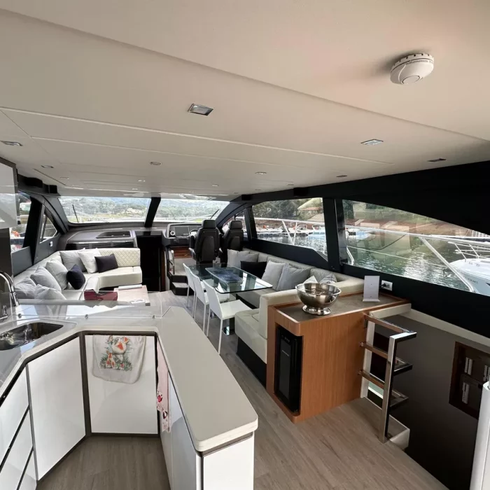 D_NQ_NP_2X_951103-MLB81303071862_122024-F-schaefer-yachts-660