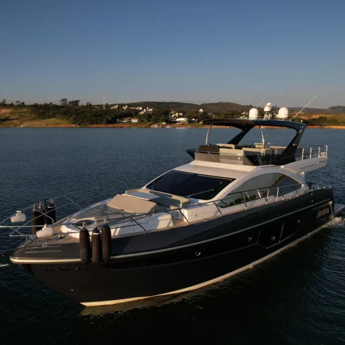 D_NQ_NP_2X_977742-MLB81303071824_122024-F-schaefer-yachts-660